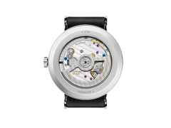 Nomos Glashütte Tangente 39 neomatik Automatik Edelstahl 39mm weißes Zifferblatt schwarzes Lederband – Herrenuhren Uhr ohne Datum aus Edelstahl. Das Gehäuse ist rund und silber. Das Lederarmband ist schwarz. Das Zifferblatt ist arabisch Index und weiß. – Ansicht 4