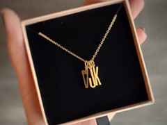 Heiring Initials Anhänger Buchstabe A Silber vergoldet – Anhänger Anhänger ohne Besatz in gelbgold und aus 925 Silber und PVD beschichtet. – Ansicht 3