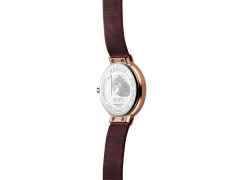 Bering 10X31 Anniversary Edelstahl Damenuhr rosegold lila Zifferblatt lila Edelstahlband – Damenuhren Uhr ohne Datum aus Edelstahl und PVD beschichtet. Das Gehäuse ist rund und roségold. Das Edelstahlarmband ist lila. Das Zifferblatt ist ohne Zeichen und lila. – Ansicht 2