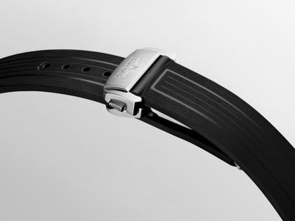 Longines HydroConquest 2026 Commonwealth Games Automatik Edelstahl 42mm türkises Zifferblatt schwarzes Kautschukband – Herrenuhren Uhr mit Datum aus Edelstahl, Kautschuk und Keramik. Das Gehäuse ist rund und silber. Das Kautschuk / Kunststoff / Silikon Armband ist schwarz. Das Zifferblatt ist ein Index in schwarz. – Ansicht 5