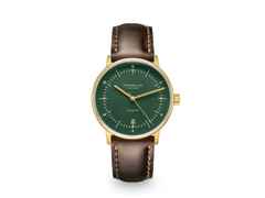 Sternglas Naos Automatik Edelstahl Gelbgold-PVD 38mm grünes Zifferblatt braunes Lederband – Herrenuhren Uhr mit Datum aus Edelstahl, Leder und PVD beschichtet. Das Gehäuse ist rund und gelbgold. Das Lederarmband ist braun. Das Zifferblatt ist arabisch Index und grün.