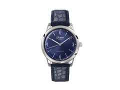 Glashütte Original Sixties Automatik Edelstahl 39mm blaues Zifferblatt blaues Lederband – Herrenuhren Uhr ohne Datum aus Edelstahl. Das Gehäuse ist rund und silber. Das Lederarmband Kroko / Alligator ist blau. Das Zifferblatt ist arabisch Index und blau.
