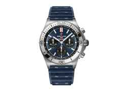 Breitling Chronomat B01 42 Automatik Edelstahl blaues Zifferblatt blaues Kautschukband – Herrenuhren Chronograph aus Edelstahl. Das Gehäuse ist rund und silber. Das Kautschuk / Kunststoff / Silikon Armband ist blau. Das Zifferblatt ist ein Index in blau.