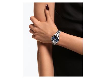 Omega Seamaster Aqua Terra 150M Automatik Edelstahl 30mm blaues Zifferblatt Metallband – Damenuhren Uhr mit Datum aus Edelstahl. Das Gehäuse ist rund und silber. Das Edelstahlarmband ist silber. Das Zifferblatt ist ein Index in blau. – Ansicht 3