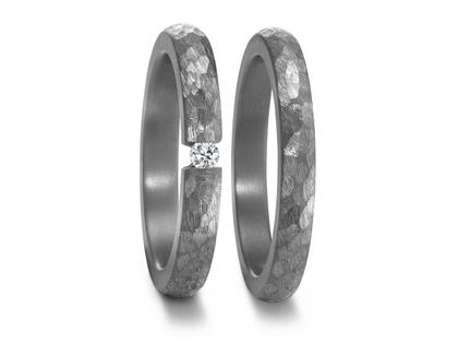 TeNo Partnerringe aus Tantal 3,0mm gewölbt mit Brillant 0,050ct – Ringe Trauring mit Besatz aus Tantal.