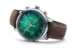 Glashütte Original Sixties Chronograph Automatik Edelstahl 42mm grünes Zifferblatt braunes Lederband – Herrenuhren Chronograph aus Edelstahl. Das Gehäuse ist rund und silber. Das Lederarmband ist braun. Das Zifferblatt ist arabisch Index und grün. – Ansicht 2