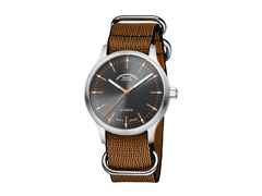 Mühle Glashütte Panova Grau Automatik Edelstahl 40mm schwarz-oranges Textilband – Herrenuhren Uhr ohne Datum aus Edelstahl und Leder. Das Gehäuse ist rund und silber. Das Textilarmband ist orange. Das Zifferblatt ist ein Index in grau.