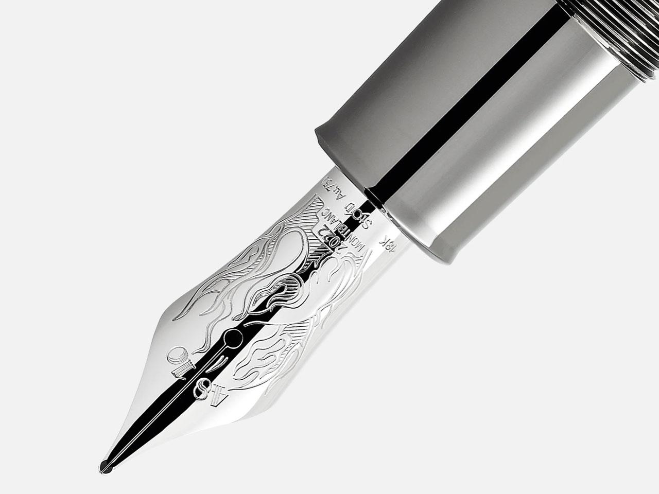 Montblanc Writers Edition                  2022: Limited Edition Gebrüder Grimm 3er Set – Schreibgeräte Stiftset in schwarz und aus 750 Gelbgold, Edelharz und Ruthenium. – Ansicht 3
