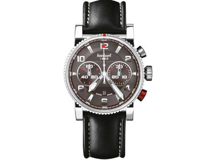 Hanhart PRIMUS Racer Chronograph Automatik Edelstahl 44mm graues Zifferblatt schwarzes Lederband – Herrenuhren Chronograph aus Edelstahl. Das Gehäuse ist rund und silber. Das Lederarmband ist schwarz. Das Zifferblatt ist arabisch Index und grau.
