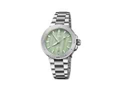 Oris Aquis Date Lady Automatik 36,5mm Edelstahl grünes Perlmutt-Zifferblatt Metallband – Damenuhren Uhr mit Datum aus Edelstahl. Das Gehäuse ist rund und silber. Das Edelstahlarmband ist silber. Das Zifferblatt ist ein Index in grün.