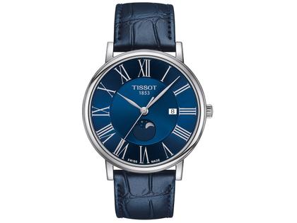 Tissot Carson Premium Gent Mondphase Edelstahl blau Lederband – Herrenuhren Uhr mit Datum aus Edelstahl. Das Gehäuse ist rund und silber. Das Lederarmband ist blau. Das Zifferblatt ist römisch und blau.