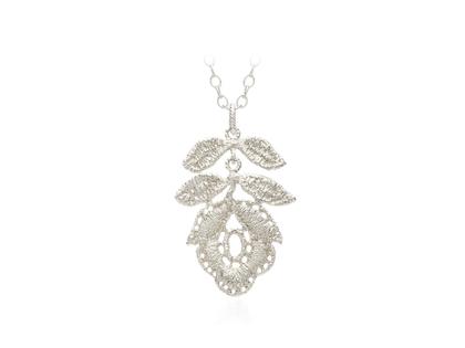 Brigitte Adolph Jewellery Design Wild Rose Anhänger Silber – Anhänger Anhänger ohne Besatz in silber und aus 925 Silber.