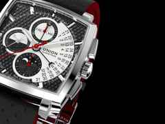 Union Glashütte Averin Chronograph Automatik Edelstahl 41mm schwarzes Zifferblatt schwarzes Lederband – Herrenuhren Chronograph aus Edelstahl. Das Gehäuse ist quadratisch und silber. Das Lederarmband ist schwarz. Das Zifferblatt ist ein Index in schwarz. – Ansicht 3