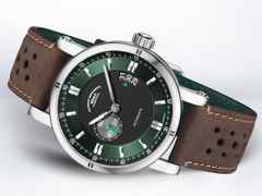 Mühle Glashütte Teutonia Sport II "Racing Green" Automatik Edelstahl 41,6mm grünes Zifferblatt braunes Lederband – Herrenuhren Uhr mit Datum aus Edelstahl. Das Gehäuse ist rund und silber. Das Lederarmband ist braun. Das Zifferblatt ist ein Index in grün. – Ansicht 2