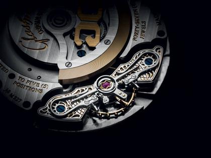 Glashütte Original PanoMaticLunar Automatik Rotgold 40mm grünes Zifferblatt grünes Lederband Dornschließe – Herrenuhren Uhr mit Datum aus 750 Rotgold. Das Gehäuse ist rund und roségold. Das Lederarmband Kroko / Alligator ist grün. Das Zifferblatt ist ein Index in grün. – Ansicht 5