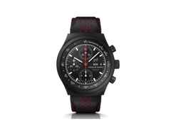 Porsche Design Chronograph 1 - Ennstal Classic 2023 Limited Edition – Herrenuhren Chronograph aus Titan und Titancarbid beschichtet. Das Gehäuse ist rund und schwarz. Das Lederarmband ist schwarz. Das Zifferblatt ist ein Index in schwarz.