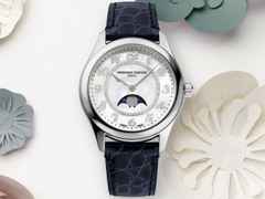 Frederique Constant Classics Elegance Luna Automatik Edelstahl 36mm weißes Zifferblatt blaues Lederband – Damenuhren Uhr ohne Datum aus Edelstahl und Leder. Das Gehäuse ist rund und silber. Das Lederarmband ist blau. Das Zifferblatt ist arabisch und weiß. – Ansicht 4