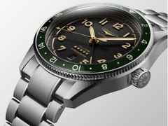 Longines Spirit Zulu Time Automatik Edelstahl 42mm anthrazites Zifferblatt Metallband – Herrenuhren Uhr mit Datum aus Edelstahl und Keramik. Das Gehäuse ist rund und silber. Das Edelstahlarmband ist silber. Das Zifferblatt ist arabisch und grau. – Ansicht 4