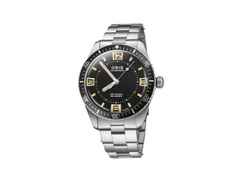 Oris Divers Sixty-Five 60th Anniversary Edition Automatik Edelstahl 40mm schwarzes Zifferblatt Metallband – Herrenuhren Uhr ohne Datum aus Edelstahl. Das Gehäuse ist rund und silber. Das Edelstahlarmband ist silber. Das Zifferblatt ist arabisch Index und schwarz.