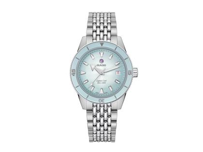 Rado Captain Cook Automatik Edelstahl 39mm blaues Zifferblatt Metallband – Herrenuhren Uhr mit Datum aus Edelstahl und Keramik. Das Gehäuse ist rund und silber. Das Edelstahlarmband ist silber. Das Zifferblatt ist ein Index in blau.