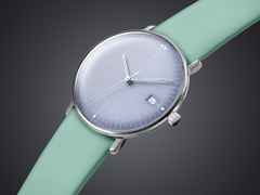 Junghans Max Bill Damen Quarz Edelstahl 32,7mm blaues Zifferblatt blaues Lederband – Damenuhren Uhr mit Datum aus Edelstahl. Das Gehäuse ist rund und silber. Das Lederarmband ist blau. Das Zifferblatt ist ein Index in blau. – Ansicht 4