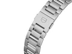 TAG Heuer Carrera Chronograph Automatik Edelstahl 44mm schwarzes Zifferblatt Metallband – Herrenuhren Chronograph aus Edelstahl und Keramik. Das Gehäuse ist rund und silber. Das Edelstahlarmband ist silber. Das Zifferblatt ist arabisch und schwarz. – Ansicht 5