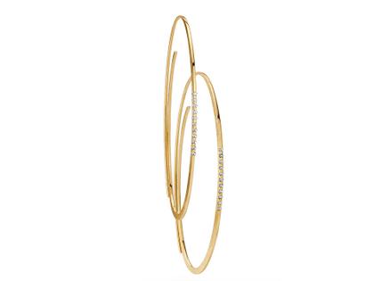 Niessing Linear Creole 63mm Classic Yellow 0,33 ct – Ohrschmuck Creolen aus 750 Gelbgold.