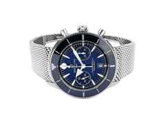 Breitling Superocean Heritage B01 Chronograph Automatik Edelstahl 42mm blaues Zifferblatt Metallband AB0156161C1A1 Full Set mit Garantie Occasion – Herrenuhren Chronograph aus Edelstahl. Das Gehäuse ist rund und silber. Das Edelstahlarmband ist silber. Das Zifferblatt ist ein Index in blau.
