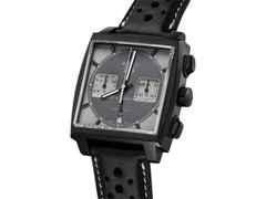 TAG Heuer Monaco Chronograph Automatik Titan schwarz DLC 39mm Night Driver Limited Edition – Herrenuhren Chronograph aus DLC beschichtet und Titan. Das Gehäuse ist quadratisch und schwarz. Das Lederarmband ist schwarz. Das Zifferblatt ist ein Index in grau. – Ansicht 2