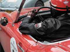 Frederique Constant Vintage Rally Healey Automatik Edelstahl 40mm dunkelgrünes Zifferblatt braunes Lederband Chronometer – Herrenuhren Uhr ohne Datum aus Edelstahl und Leder. Das Gehäuse ist rund und silber. Das Lederarmband ist braun. Das Zifferblatt ist ein Index in grün. – Ansicht 2