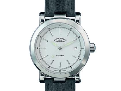 Mühle Glashütte City 99 Herrenuhr mit Datum weiß, Lederband – Herrenuhren Uhr mit Datum aus Edelstahl. Das Gehäuse ist rund. Das Lederarmband ist schwarz. Das Zifferblatt ist ein Index in weiß.