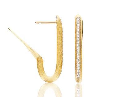 Nanis Libera  Creolen Gelbgold mit Brillanten  mittel – Ohrschmuck Creolen aus 750 Gelbgold. – Ansicht 2