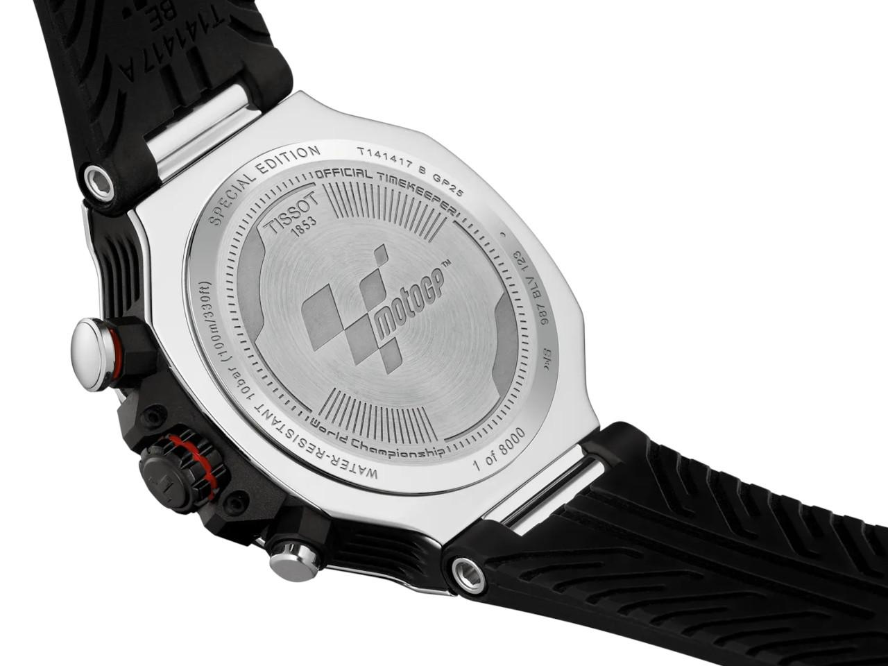 Tissot T-Race MotoGP                   2025 Chronograph Limited Edition Quarz Edelstahl 45mm schwarz-braunes Zifferblatt schwarzes Silikonband – Herrenuhren Chronograph aus Edelstahl und PVD beschichtet. Das Gehäuse ist rund und silber. Das Kautschuk / Kunststoff / Silikon Armband ist schwarz. Das Zifferblatt ist ein Index in schwarz. – Ansicht 8