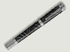 Montblanc Writers Edition                       2026: Hommage to Bram Stoker Limited Edition 1897 Füllfederhalter M – Schreibgeräte Füllfederhalter in schwarz und aus 750 Gelbgold, 925 Silber und Ruthenium. – Ansicht 3