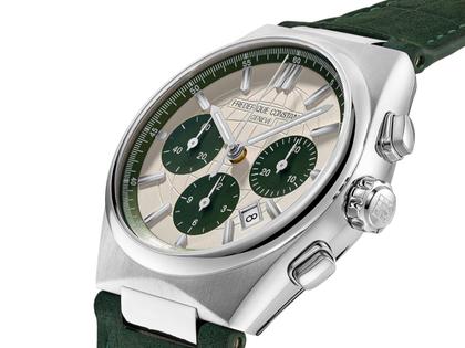 Frederique Constant Highlife Chronograph Automatic Edelstahl 41mm weiß-grünes Zifferblatt grünes Lederband limitiert – Herrenuhren Chronograph aus Edelstahl und Leder. Das Gehäuse ist rund und silber. Das Lederarmband ist grün. Das Zifferblatt ist ein Index in weiß. – Ansicht 3