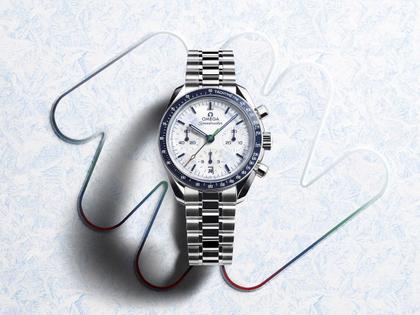 Omega Speedmaster 38 Chronograph Automatik Milano Cortina Paralympics 2026 Edelstahl 38mm weißes Zifferblatt Metallband – Herrenuhren Chronograph aus Edelstahl und Keramik. Das Gehäuse ist rund und silber. Das Edelstahlarmband ist silber. Das Zifferblatt ist ein Index in weiß. – Ansicht 2