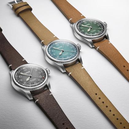 Oris Big Crown X Cervo Volante Automatik Edelstahl 38mm grünes Zifferblatt braunes Lederband – Herrenuhren Uhr mit Datum aus Edelstahl. Das Gehäuse ist rund und silber. Das Lederarmband ist braun. Das Zifferblatt ist arabisch und grün. – Ansicht 4