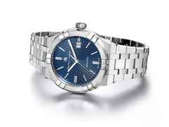 Maurice Lacroix Aikon Automatik Edelstahl 42mm blaues Zifferblatt Metallband – Herrenuhren Uhr mit Datum aus Edelstahl. Das Gehäuse ist rund und silber. Das Edelstahlarmband ist silber. Das Zifferblatt ist ein Index in blau. – Ansicht 2