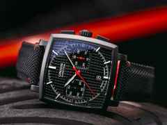 Union Glashütte Averin Chronograph Automatik Edelstahl Schwarz-DLC 41mm schwarzes Zifferblatt schwarzes Textilband – Herrenuhren Chronograph aus DLC beschichtet und Edelstahl. Das Gehäuse ist quadratisch und schwarz. Das Lederarmband ist schwarz. Das Zifferblatt ist ein Index in schwarz. – Ansicht 2