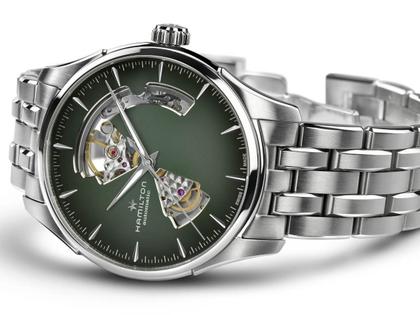 Hamilton Jazzmaster Open Heart Automatik Edelstahl 40mm grünes Zifferblatt Metallband – Herrenuhren Uhr ohne Datum aus Edelstahl. Das Gehäuse ist rund und silber. Das Edelstahlarmband ist silber. Das Zifferblatt ist ein Index in grün. – Ansicht 3