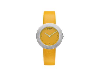 M&M Circle Line Matt Quarz Edelstahl 34mm gelbes Zifferblatt gelbes Lederband – Damenuhren Uhr ohne Datum aus Edelstahl. Das Gehäuse ist rund und silber. Das Lederarmband ist gelb. Das Zifferblatt ist arabisch Index und gelb.