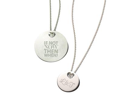 Halsschmuck Anhänger ohne Besatz in grau und aus Silber-Gold Legierung - 90 S.
