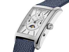 Frederique Constant Classics Carree Calendar Moonphase Quarz Edelstahl 42x30mm weißes Zifferblatt blaues Lederband – Herrenuhren Uhr mit Datum aus Edelstahl und Leder. Das Gehäuse ist rechteckig und silber. Das Lederarmband ist blau. Das Zifferblatt ist ein Index in weiß. – Ansicht 2