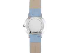 Junghans FORM Damen Quarz Edelstahl 34mm versilbertes Zifferblatt blaues Lederband – Damenuhren Uhr mit Datum aus Edelstahl und Leder. Das Gehäuse ist rund und silber. Das Lederarmband ist blau. Das Zifferblatt ist ein Index in silber. – Ansicht 4