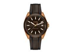 Rado HyperChrome Quarz Edelstahl Roségold-PVD 41,5mm braunes Zifferblatt schwarzes Kautschukband – Herrenuhren Uhr mit Datum aus Edelstahl, Kautschuk, Keramik und PVD beschichtet. Das Gehäuse ist rund und roségold. Das Kautschuk / Kunststoff / Silikon Armband ist schwarz. Das Zifferblatt ist ein Index in braun.
