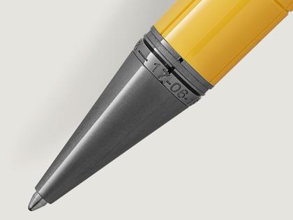 Montblanc Great Characters Enzo Ferrari Special Edition Giallo Modena Kugelschreiber gelb – Schreibgeräte Kugelschreiber in gelb und aus Edelharz und Ruthenium. – Ansicht 2