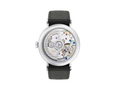 Nomos Glashütte Tangente 35 neomatik Platingrau Automatik Edelstahl 35mm graues Zifferblatt schwarzes Lederband Glasboden – Damenuhren Uhr ohne Datum aus Edelstahl. Das Gehäuse ist rund und silber. Das Lederarmband ist schwarz. Das Zifferblatt ist arabisch Index und silber. – Ansicht 2