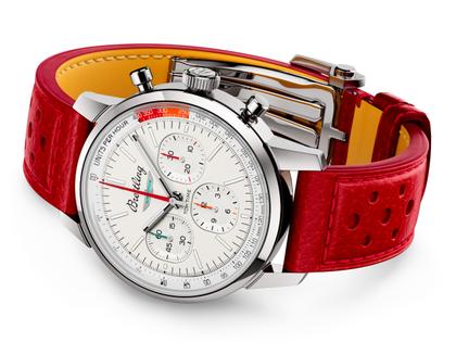 Breitling Top Time B01 Ford Thunderbird Automatik Edelstahl 41mm weißes Zifferblatt rotes Lederband – Herrenuhren Chronograph aus Edelstahl. Das Gehäuse ist rund und silber. Das Lederarmband ist rot. Das Zifferblatt ist ein Index in weiß. – Ansicht 2