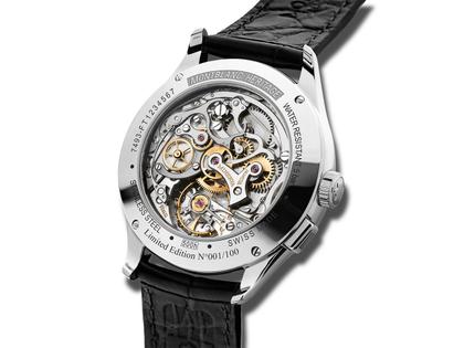 Montblanc Heritage  Handaufzug Pulsograph 40 mm Edelstahl lachsfarben schwarzes Lederband – Herrenuhren Chronograph aus Edelstahl. Das Gehäuse ist rund und silber. Das Lederarmband Kroko / Alligator ist grau. Das Zifferblatt ist arabisch Index und orange. – Ansicht 3