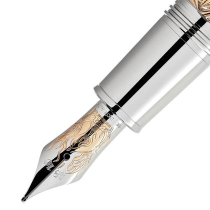 Montblanc Writers Edition                  2022:  Limited Edition 1812 Gebrüder Grimm Füllfederhalter – Schreibgeräte Füllfederhalter in silber und aus Metall und vergoldet. – Ansicht 3
